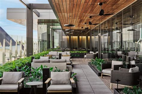 stl amex lounge|Lounges at .